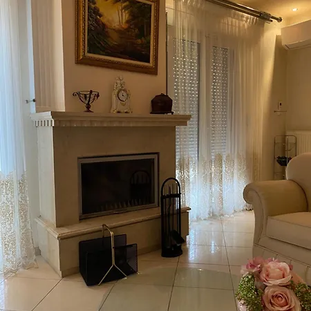 Labelle Elite House In Aridaia,lutra Pozar *