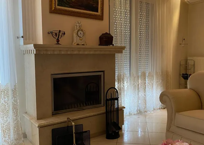 Labelle Elite House In Aridaia,lutra Pozar *